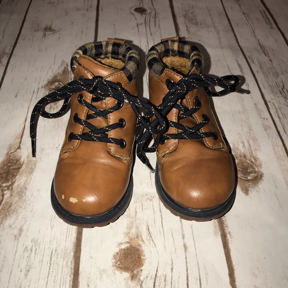 $7 or 3/$15 Oshkosh B’gosh all weather boots